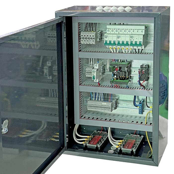 Щит управления вентиляцией на контроллере Electrotest — сборка под проект